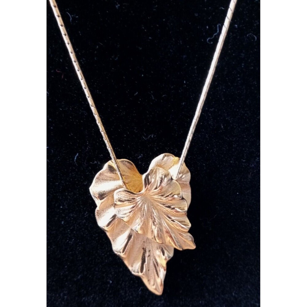 Monet Vintage Necklace Double Leaves Gold Tone Textured 9" Drop Beautiful Signed